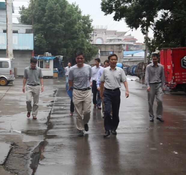 沈志云總經理赴信聯鋼鐵公司視察調研