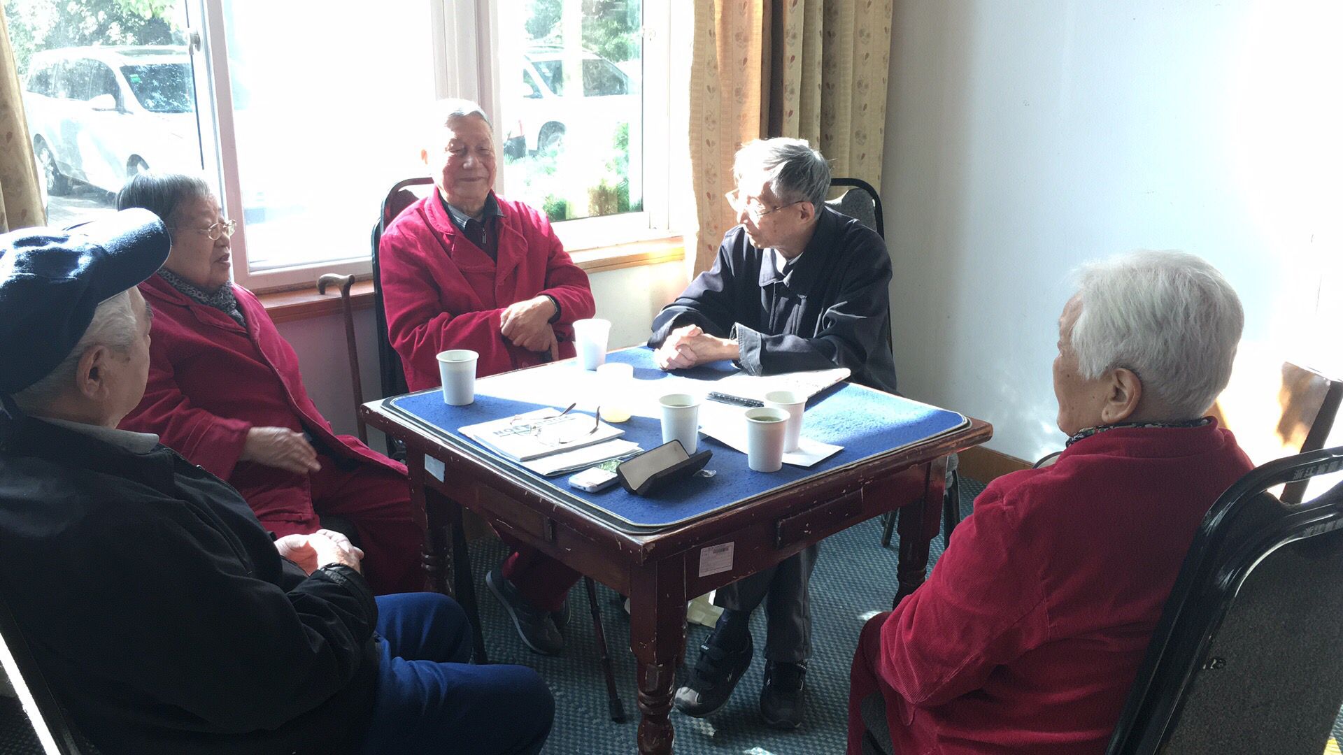 集團公司離休支部認真學(xué)習(xí)“十九大”精神