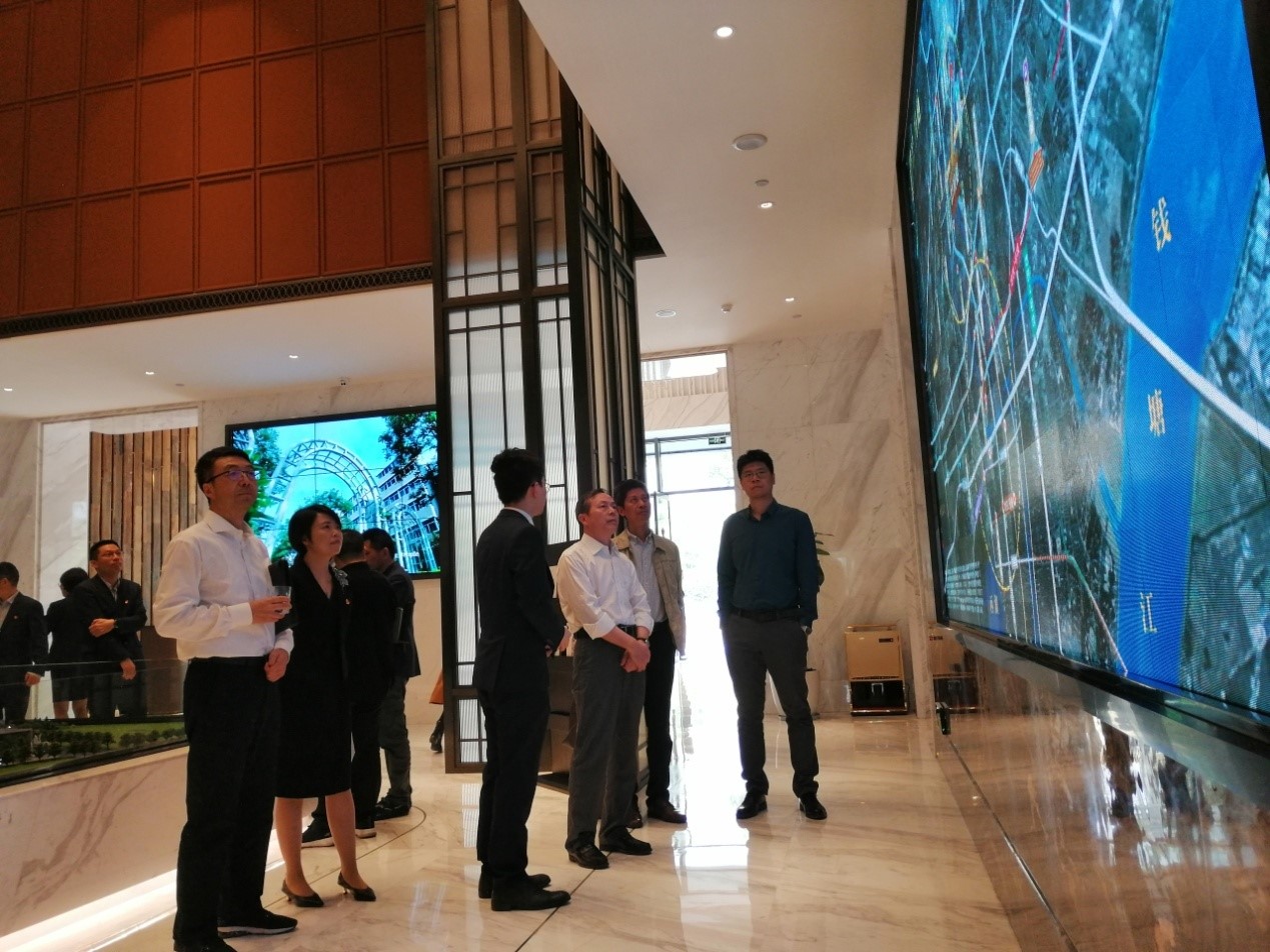 集團公司領導赴商業公司調研